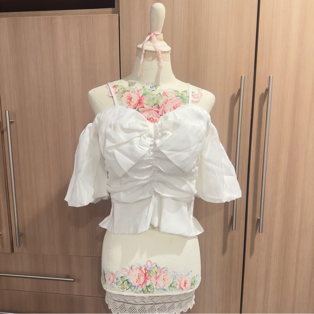 Elegant White Off-Shoulder Women's Top